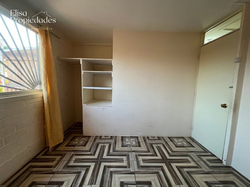 Se Vende Casa Con Negocio Funcionando