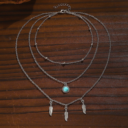 Collar Turquesa Con Colgante Hoja De Girasol
