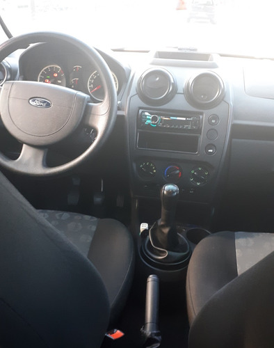 Ford Fiesta Hatch Rocan 1.0 Flex 2013