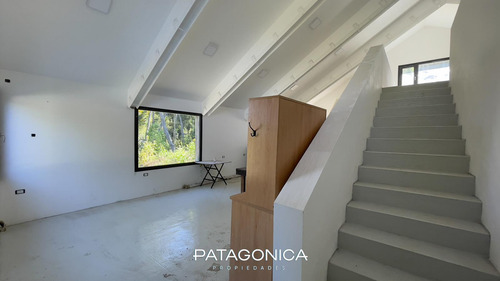 Venta Local 174m2 Planta. Elab. Cerveza, S/ruta, Villa La Angostura