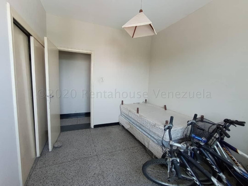 Imagen 8 de 9 de Apartamento En Venta Urb. Lourdes Maracay 22-10306 Hc
