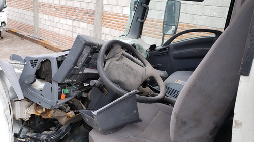Imagen 5 de 10 de Isuzu 600 2018 (ojo Por Partes)