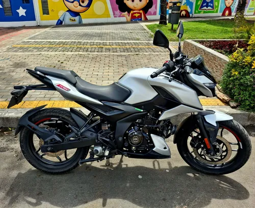 Pulsar N160 2024