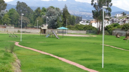 Imagen 10 de 14 de Venta Terreno 571 M2 Urb. Navarra 2 / Valle De Los Chillos (zona Espe-colibrí)