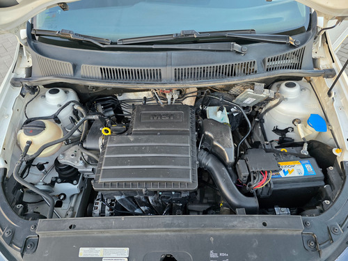 Volkswagen Suran 1.6 Highline Msi 110cv