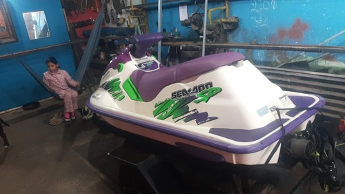 Imagem 3 de 10 de Seadoo