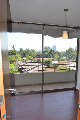 Departamento 3 Dorm/3 Baños+ Servicios. 124 M². Víctor Rae