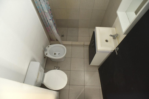Monoambiente Con Balcón En Villa Urquiza