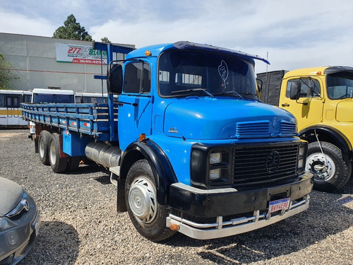 Imagem 2 de 4 de Caminhão Mb 1113 6x2 Truck