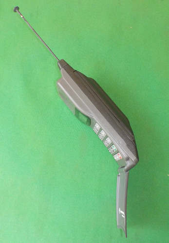 Telefone Celular Motorola Deluxe Alpha