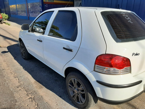 Imagem 3 de 8 de Palio Attractive 1.4 2011