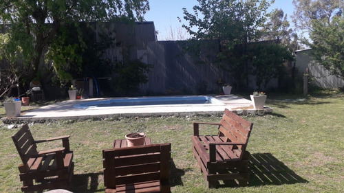 Vendo Casaquinta Con 3 Casas 20 X 55 Mts Parque Pileta Fruta