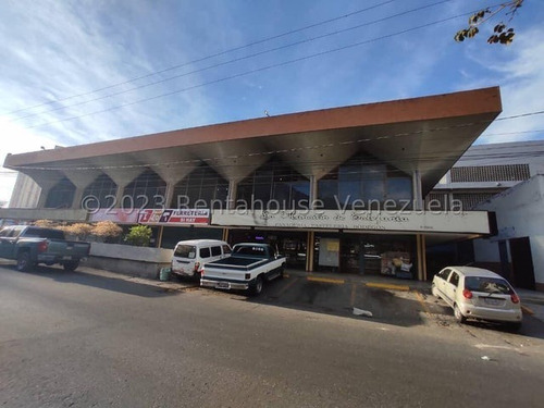Imagen 7 de 12 de En Venta Centro Comercial En Plena Av 19 De Abril Maracay Negociable Keg:#23-22342
