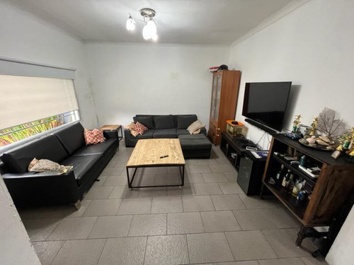 Casa Con Piscina Y Hermoso Parque