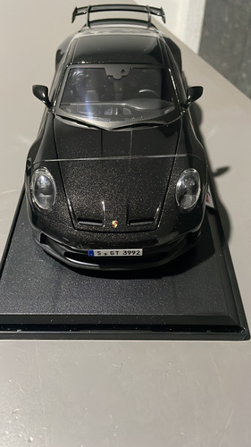 Porsche 911 Gt3 Maisto 1:18 Negro (Usado)