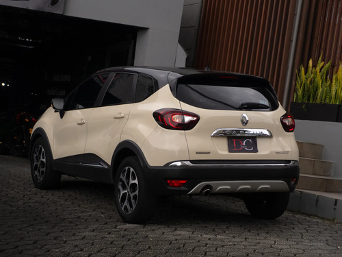 Renault Captur 2.0 Intens Automática