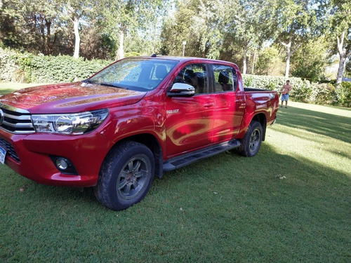 Toyota Hilux Srv