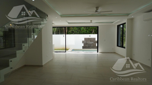 Casa En Venta En Residencial Via Cumbres