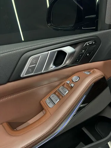 BMW X7 3.0 Xdrive 40i Pure Excelence