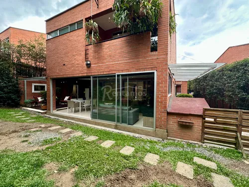 Casa En Venta En Benedictinos. Cod V776004