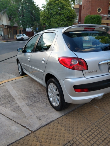 Peugeot 207 1.9 Sedan Xs 2009