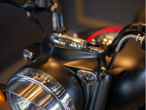 Imagen 12 de 25 de Royal Enfield Classic 350 Dark Stealth Black Disponible Ya