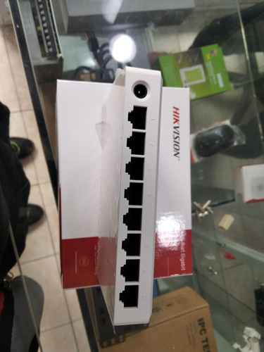 Imagen 7 de 10 de Switch De Red 100/1000 Mbps 8 Puertos Hikvision Ds-3e0508d-e