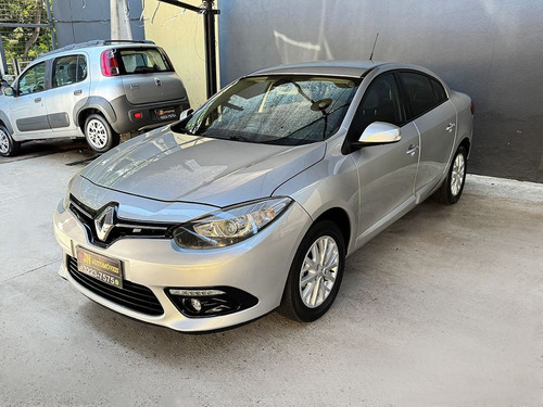 Renault Fluence 2.0 DYNAMIQUE PLUS 16V