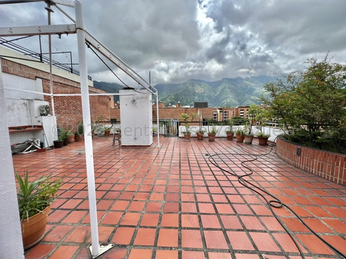 Se Ofrece En Venta Acogedor Y Extraordinario Penthouse Ubicado En Campo Alegre