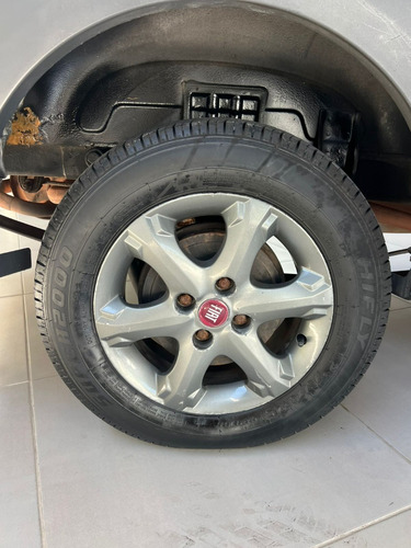 Fiat Strada 1.4 Working Cab. Dupla Flex 3p