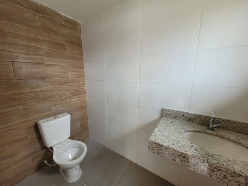 Imagem 19 de 20 de Casa Em Itaipuaçu, 2 Quartos, Churrasqueira. Próximo A Praia E Condução. 750