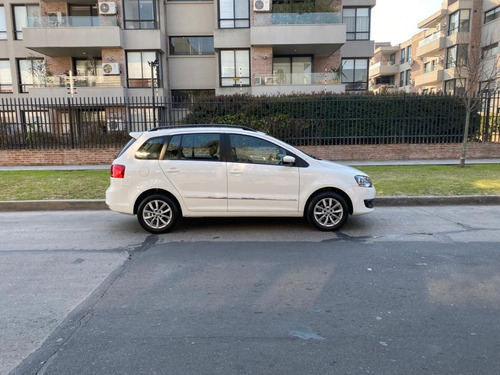 Volkswagen Suran 1.6 Highline 101cv