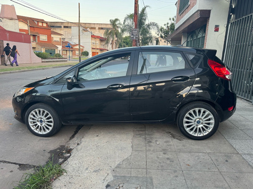 Ford Fiesta Kinetic 1.6 Se Plus Powershift 120cv