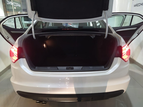 Imagen 11 de 15 de Citroen C4 Lounge S Edition Thp Mt