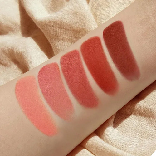 Set Maquillaje De 6 Brillo Labial -el Gato Gana- Kevin&coco