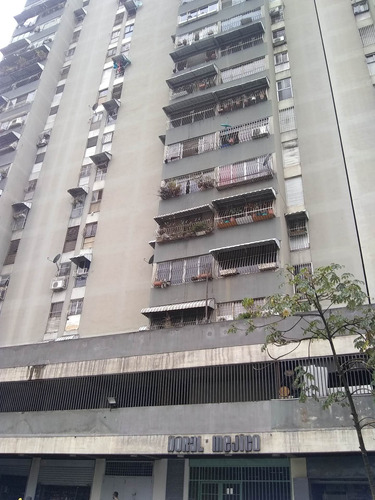 Imagen 1 de 9 de Venta Apartamento En La Av México La Candelaria Caracas