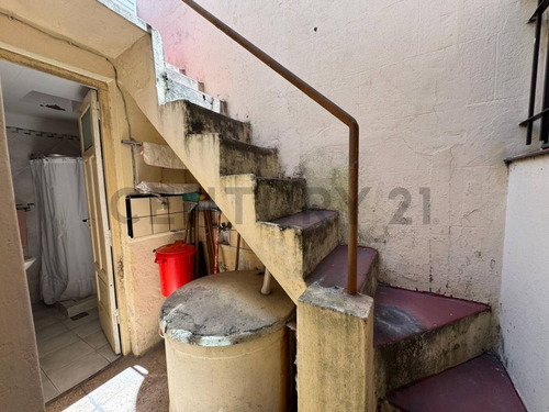 Venta - Ph Tipo Casa - 2 Ambientes - Terraza Propia - Remedios De Escalada, Lanus