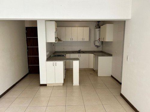 Venta Departamento 2 Habitaciones En Godoy Cruz