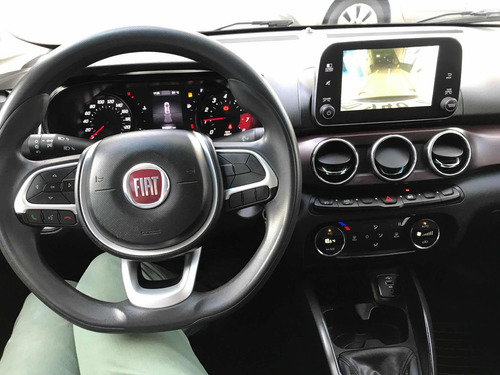 Imagen 2 de 11 de Fiat Cronos 2019 1.8 16v Precision Pack Premium