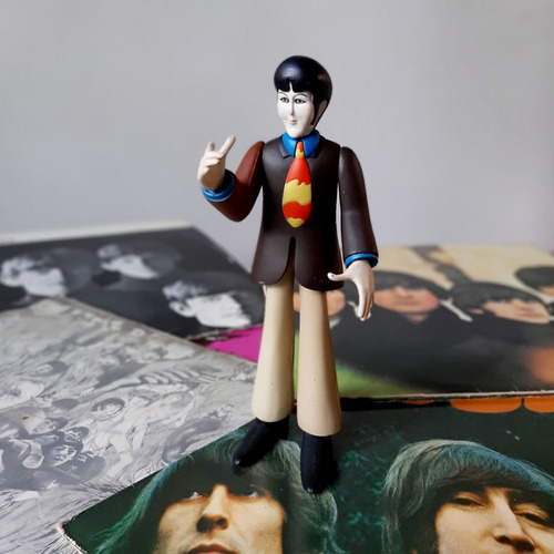 Cj 2 Bonecos Beatles George & Paul Mcfarlane Toys 1999 (Usado)