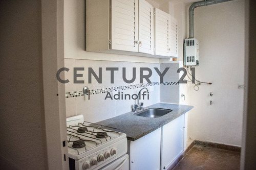 Imagen 5 de 9 de Diagonal 79 E/ 61 Y 115 - Departamento En Venta De 1 Dormitorio Con Patio