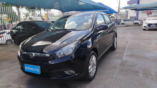 Fiat Grand Siena 1.6 16v Essence Flex Dualogic 4p