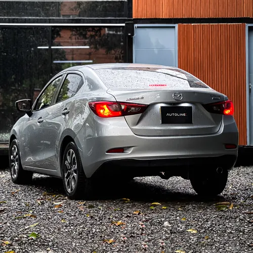 Mazda 2 Grand Touring LX Sedan