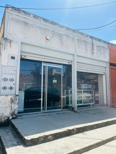 Cl14e - Alquiler O Venta De Local Comercial En Santa Cecilia