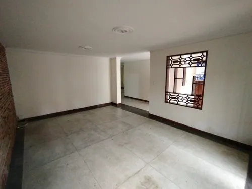 Arriendo Casa En Laureles