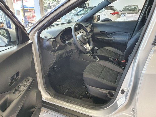 Nissan Kicks Sense Mt*