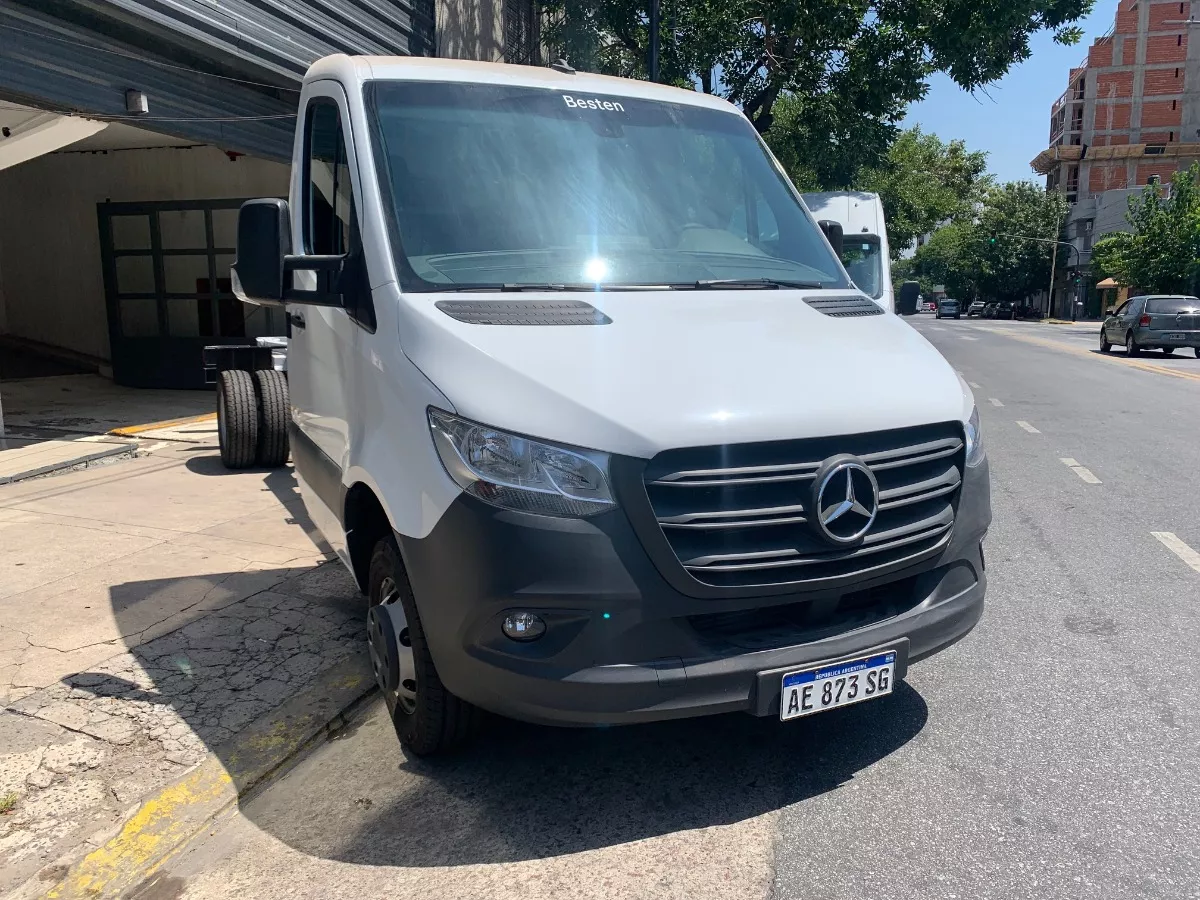 Mercedes-Benz Sprinter 516 Cdi Chasis 4325