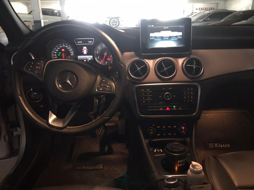 Mercedes Benz Gla 200