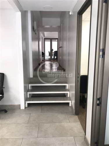 Imagen 12 de 20 de Oficina En Venta De 8 Privados En Las Condes