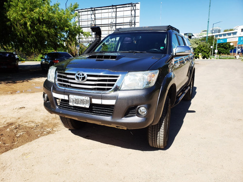 Toyota Hilux 3.0 Cd Srv Cuero 4x4 5at - A4